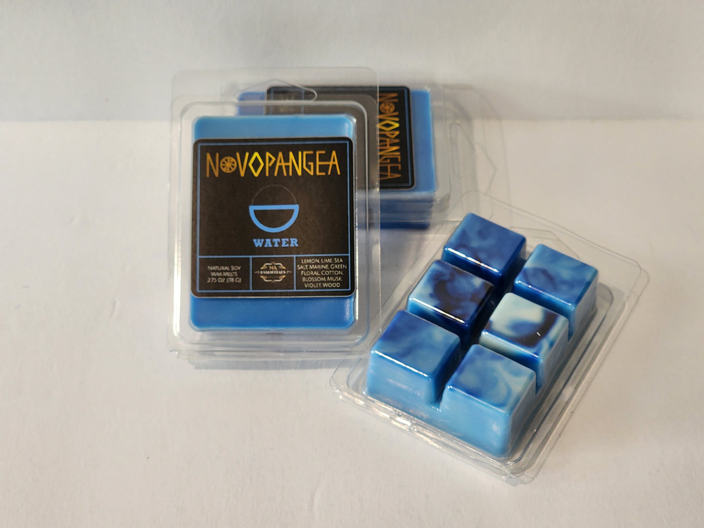 Water Realm Clamshell
