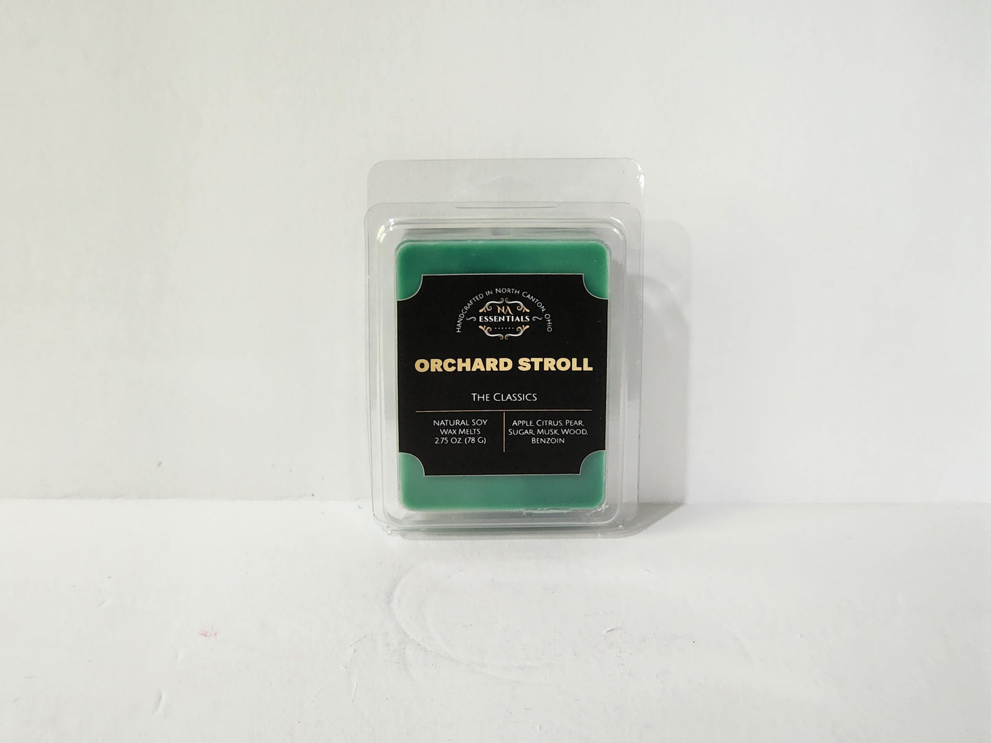 Orchard Stroll Clamshell